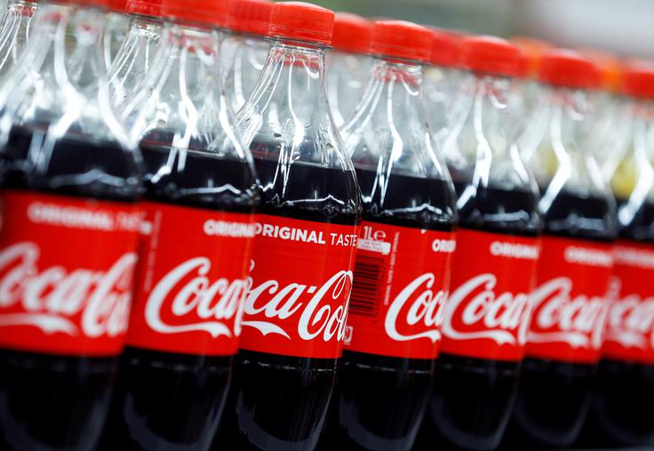 1,5 litrska Coca-Cola je cenejša v Sloveniji kot v Italiji.  | Foto: Reuters