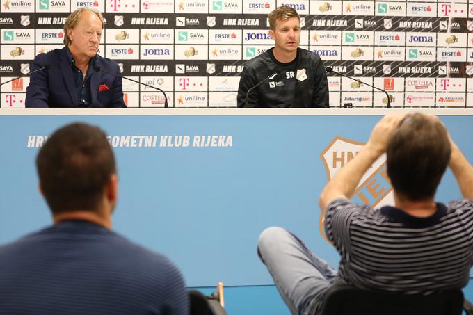 Na mladega slovenskega trenerja se je hitro usul plaz kritik, a naj bi mu v klubu stali ob strani. | Foto: Hina/STA