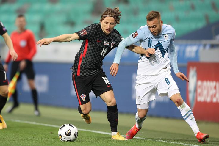 Sandi Lovrić upa, da bo lahko zaigral na Euru 2024 in okusil čar tekmovanja, na katerem bo nastopil tudi njegov vzornik Luka Modrić. | Foto: www.alesfevzer.com