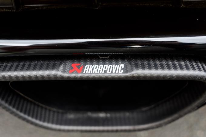 Akrapovič je bil uradni dobavitelj izpušnih sistemov za megana RS R in R Trophy. Slovenski izpušni sistemi bodo zdaj tudi na novem renault cliu RS trophy. | Foto: Ciril Komotar