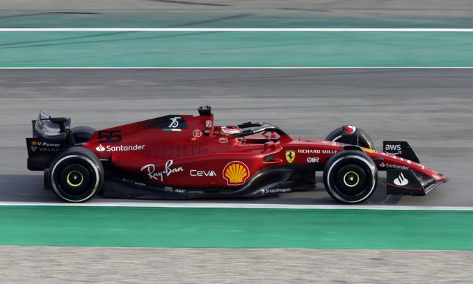 Sezona, ko se Ferrari vrača na sam vrh? Morda odgovor ponudijo že testiranja v Bahrajnu. | Foto: Reuters