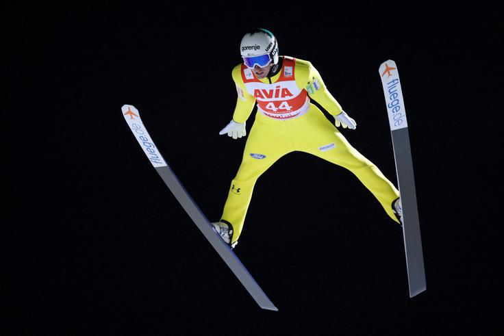 Timi Zajc upa, da se mu bosta na tekmi vendarle poklopila dva dobra skoka.  | Foto: Reuters