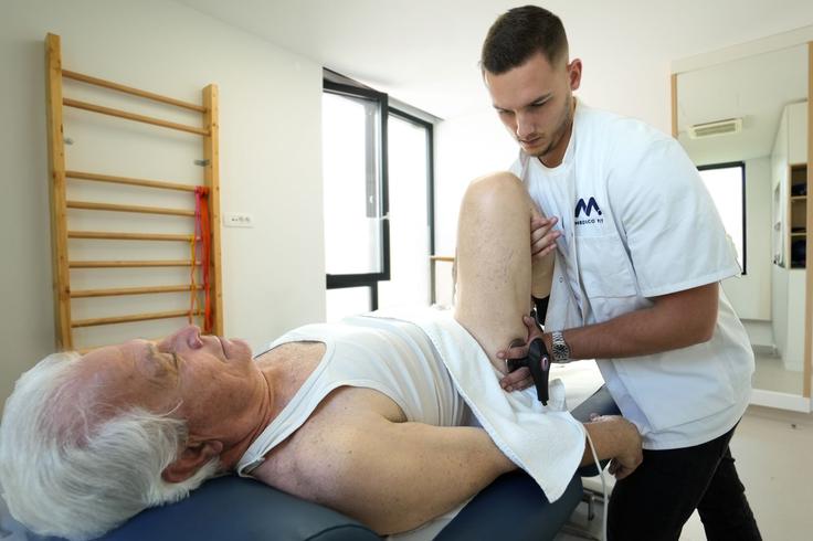 Medicofit_bolečine v kolku_TECAR | Foto: Medicofit
