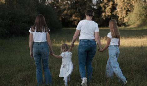 "Ko sem hčerkam povedala, da je ati umrl, se je čas ustavil"