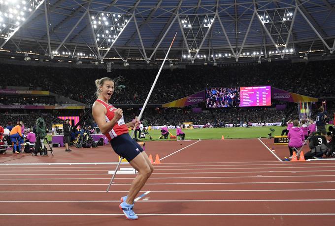 Barbora Špotakova je po desetih letih (Daegu 2007) spet postala svetovna prvakinja. | Foto: Reuters