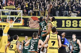 Cedevita Olimpija v Solunu drago prodala kožo