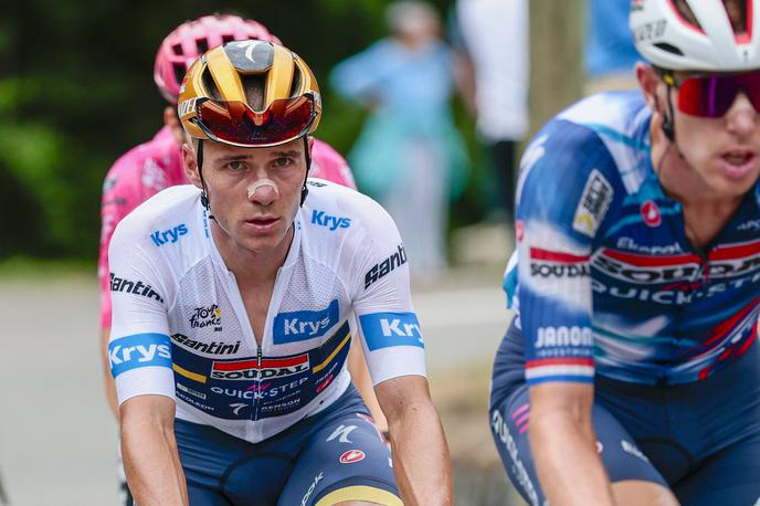 Remco Evenepoel | Remco Evenepoel ne ve, kje se skrivajo razlogi za njegovo slabo počutje na kolesu. | Foto Guliverimage
