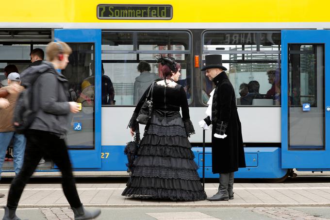 V Sloveniji v primerjavi z nekaterimi metropolami ni veliko ljudi z drugačnimi in zelo individualiziranimi stili.  | Foto: Reuters