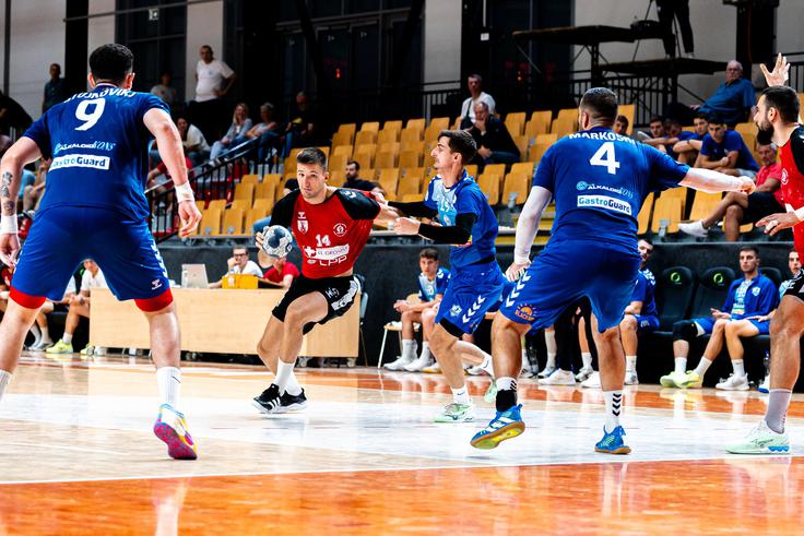 RD LL Grosist Slovan : RK Alkaloid | Foto: RD Slovan/Sportida
