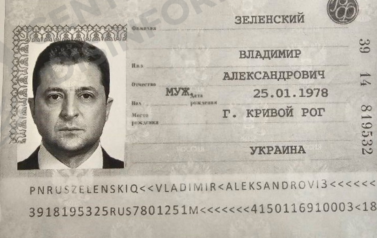 Volodimir Zelenski | Na ruskem potnem listu, za katerega nekdo svetovno javnost močno želi prepričati, da res pripada ukrajinskemu predsedniku Volodimirju Zelenskemu in da je bil izdan leta 2015, je fotografija Zelenskega, ki je nastala šele po tem, ko je postal predsednik Ukrajine, torej po maju 2019.  | Foto Posnetek  zaslona