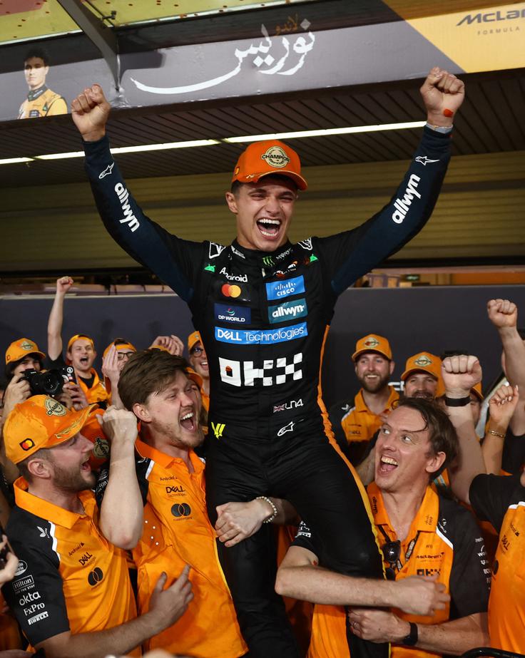Veselje Landa Norrisa ob prvem naslovu prvaka. | Foto: Reuters