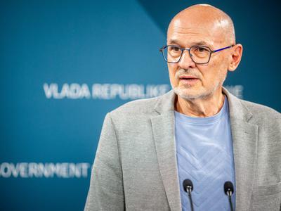 Kacin: Vsi praporji so zaželeni