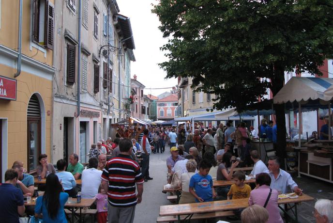 V Izoli že 20. Praznik oljk, vina in rib