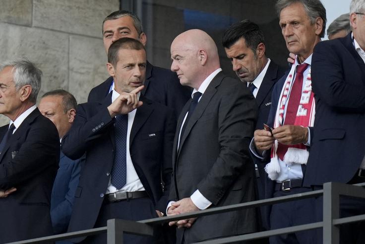 Mnenji predsednika Uefe Aleksander Čeferin in Fife Gianni Infantino se razhajata na številnih nogometnih področjih, ki se dotikajo dela največjih nogometnih krovnih zvez. | Foto: Guliverimage
