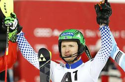Izjemni Rus do premierne zmage, Skube do prvih slalomskih točk sezone