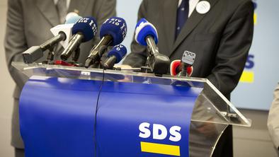 SDS za preložitev imenovanja desetih novih veleposlanikov
