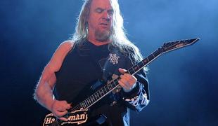 Umrl kitarist Slayerjev Jeff Hanneman