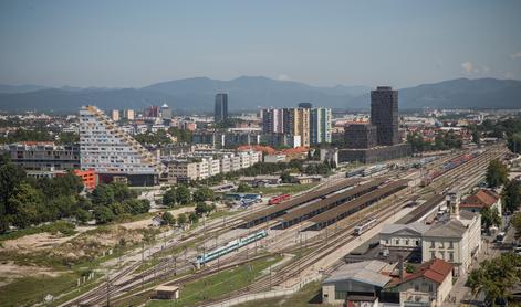 Trije vikendi z ovirami v prometu proti Gorenjski