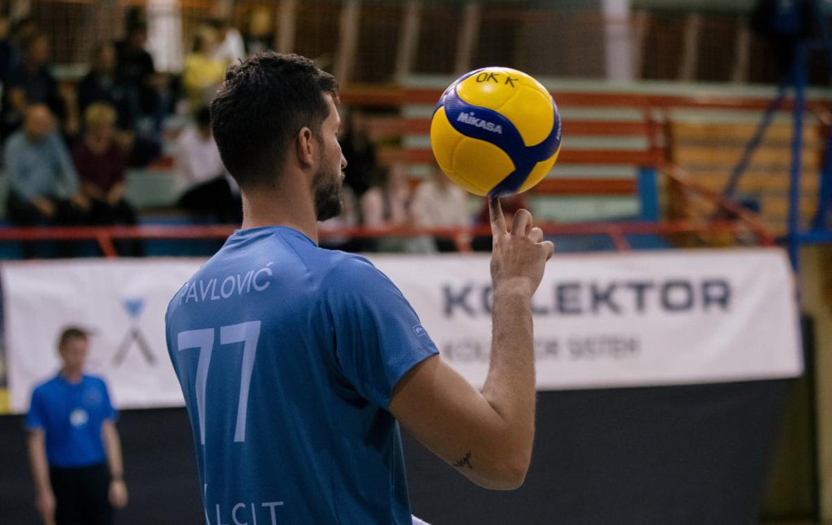 Calcit Volley, Uroš Pavlović | Kamničani so sezono odprli z zanesljivo zmago nad Krko. | Foto Klemen Brumec