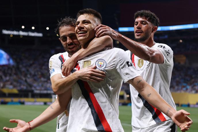 Claudio Echeverri | Argentinec Claudio Echeverri je City popeljal v vodstvo z 2:0. Na koncu je angleški klubski velikan zmagal kar s 6:0. | Foto Reuters