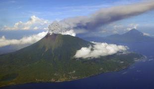 Izbruh vulkana v Indoneziji terjal več žrtev