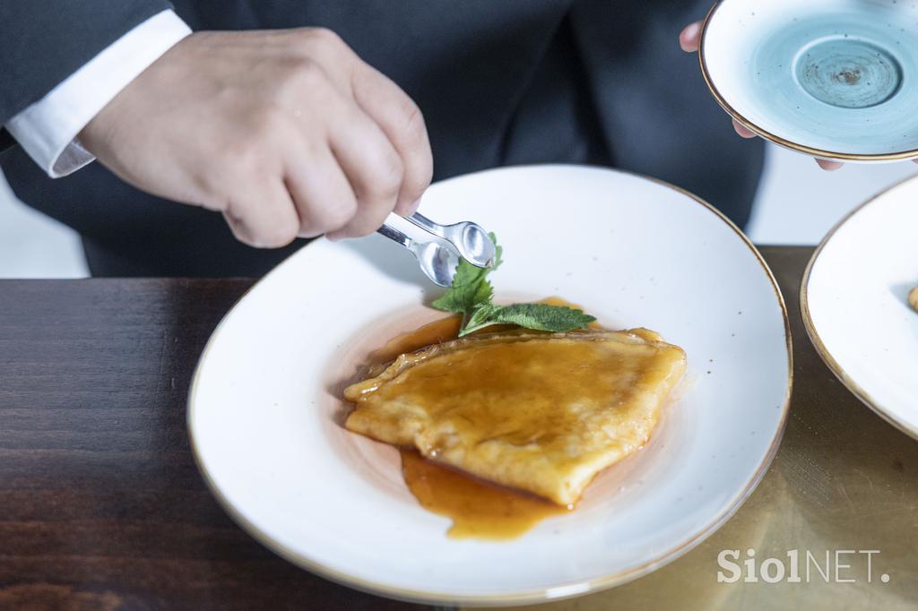 CPI, poklici, strežba, Nina Horvat