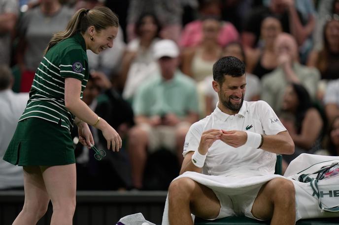 Novak Đoković | Novak Đoković je imel med dvobojem tudi čas za šale, a pri Srbu ni vedno tako. Pogosto pri njem vidimo tudi izbruhe jeze. | Foto Guliverimage