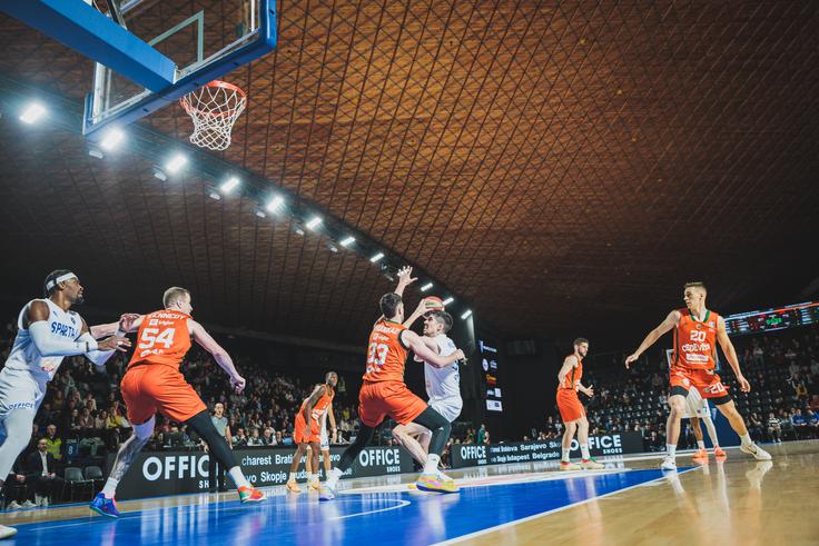 Cedevita Olimpija še naprej nabira zmage. | Foto: Spartak Office Shoes/Damir Vujković