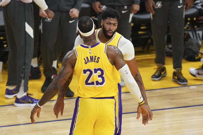 LA Lakers ostajajo med glavnimi kandidati za šampionski prstan. | Foto: Reuters