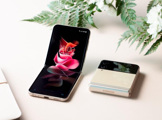 Samsung Galaxy Z Fold3 5G | Foto: 
