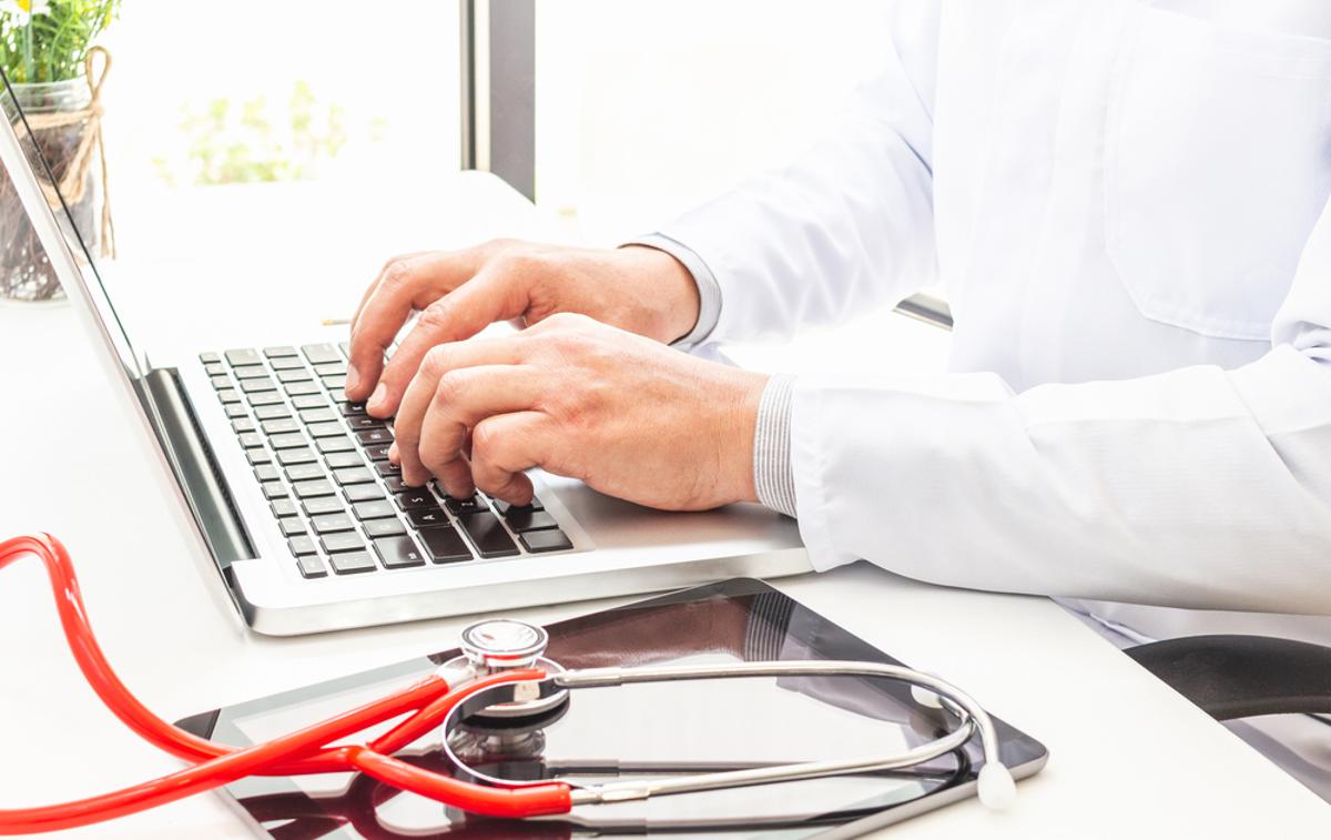 zdravnik | Sredstva za delovanje ambulant se bodo zagotavljala iz obveznega zdravstvenega zavarovanja.  | Foto Shutterstock