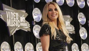 Britney Spears osvaja z novim dvojnim parfumom
