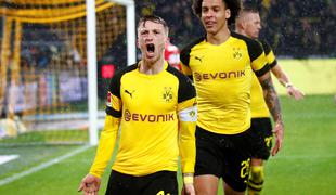 Bavarci z lahkoto, Dortmund v končnici, rekord Poljaka, Bayer se vzpenja