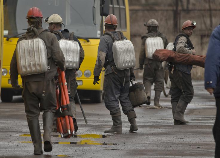 Ukrajinski mediji poročajo, da je rusko obstreljevanje povzročilo izpad električne energije v rudniku Bilozerske v bližini Dobropilje. Prizadeti rudnik leži približno 15 kilometrov od fronte. | Foto: Guliverimage