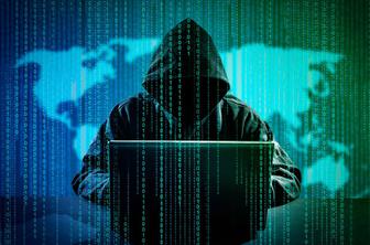 Je portal WikiLeaks, ki objavlja tajne dokumente, državni sovražnik številka ena?