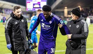 Hud udarec za Maribor po derbiju, navijači zbodli NZS