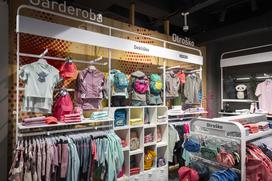 Urška Ahac, Intersport, pohodništvo
