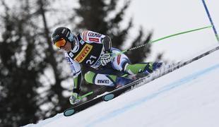 Nov padec Lindsey Vonn, fantastična Italijanka in slabša vožnja Ilke