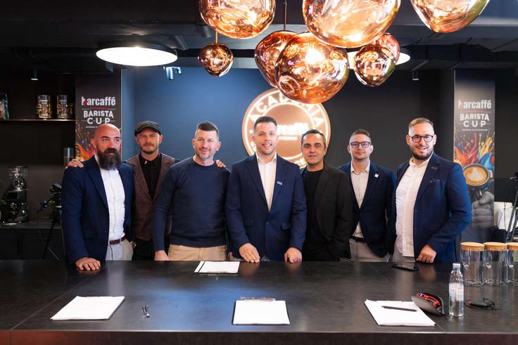 Toni Matas, Filip Lipnik, Peter Šević, Aleš Gorenc, Nik Oroši, Marko Podbrežnički, Matija Matijaško_1200 Toni Matas, Filip Lipnik, Peter Šević, Aleš Gorenc, Nik Oroši, Marko Podbrežnički in Matija Matijaško. | Foto: Barcaffè