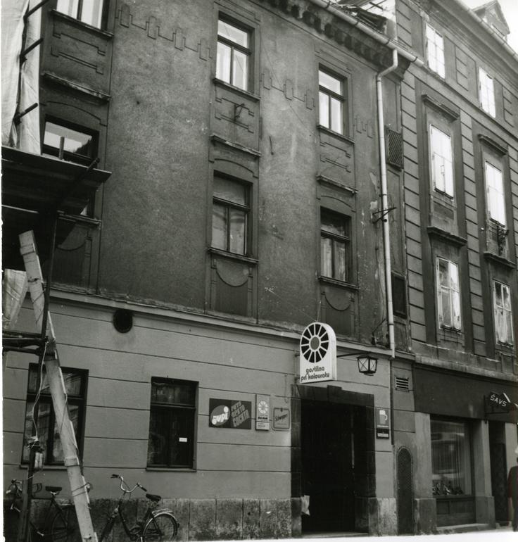 Gostilna Pri kolovratu 1981 (Vir: Arhiv Zavoda za varstvo kulturne dediščine Slovenije). | Foto: 