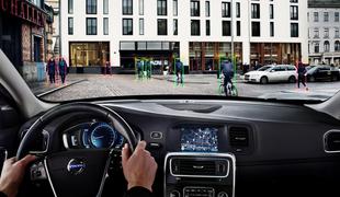 Volvov radar "vidi" kolesarje in se jim izogne (video)
