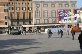 Verona – mesto trgov in turistov …