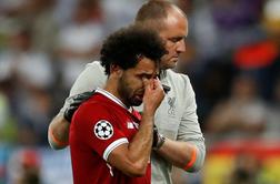 Po hudem udarcu v sobotnem finalu se je oglasil tudi nesrečni Salah #video