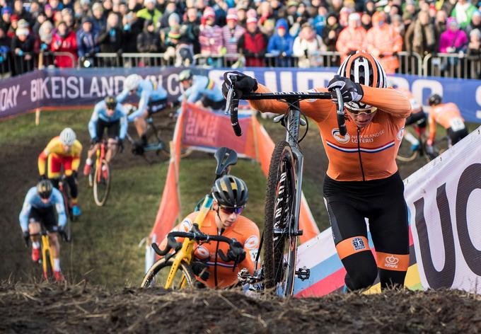 Na EP bo nastopil tudi Nizozemec Mathieu van der Poel, ki je svetovni prvak v ciklokrosu, evropski prvak v gorskokolesarskem krosu, na cestnem kolesu pa je med drugim zmagal na enodnevni dirki Amstel Gold Race. | Foto: Reuters