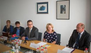 Biološka zdravila: zdravljenje, lajšanje, doping