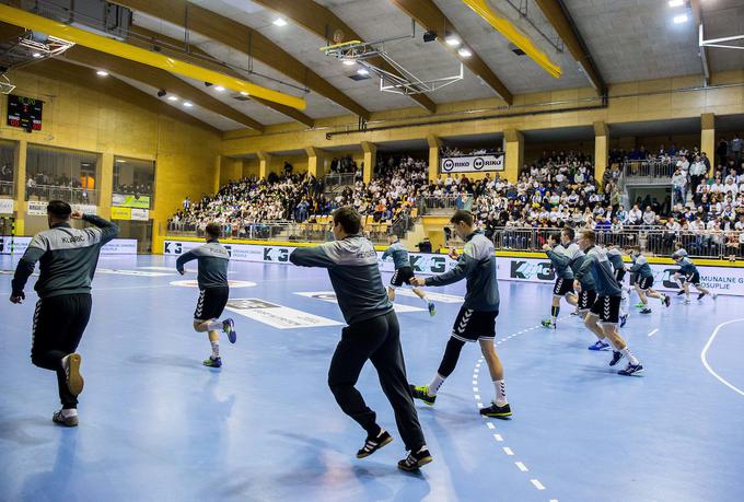 Ribničani se poslavljajo od pokala EHF. | Foto: Vid Ponikvar