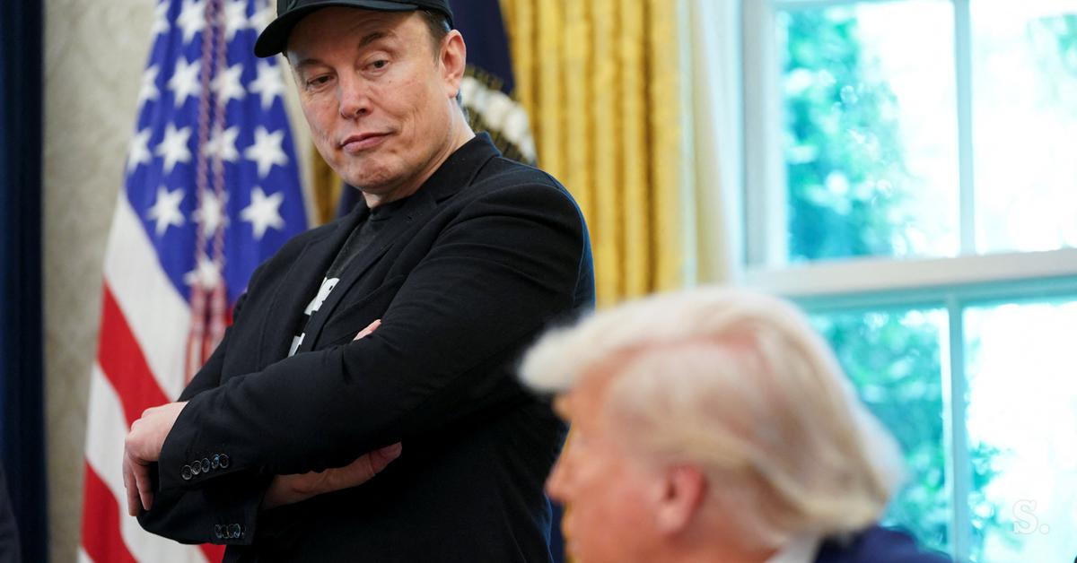 27c12dcd6fdb936a8bfc-elon-musk-donald-tr