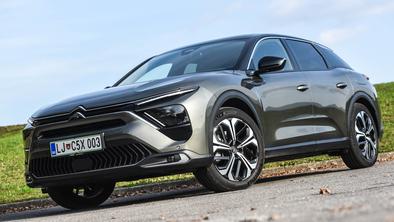 Francosko presenečenje? Zagotovo, a kaj ko ukinjajo najboljši motor.