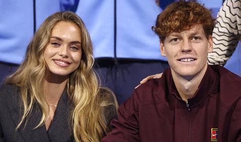 Jannik Sinner v zadnji poslastici leta pokvaril načrte Carlosu Alcarazu