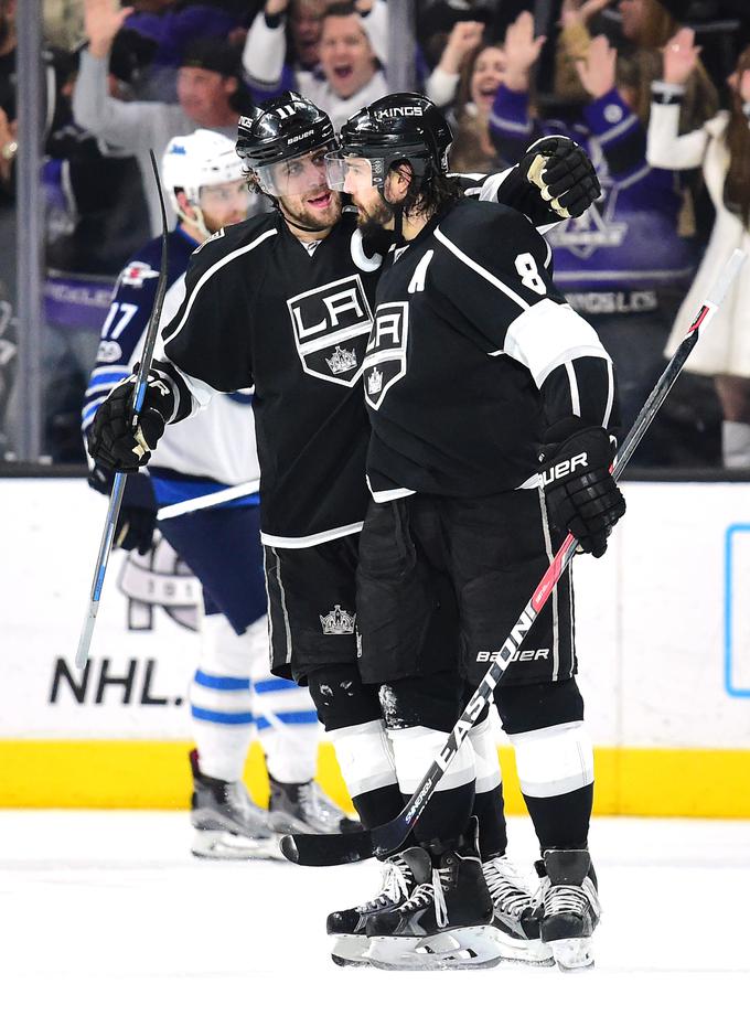 Branilec Drew Doughty ostaja optimističen, a hkrati opozarja, da se je treba zbuditi in iti tekmo za tekmo. | Foto: Getty Images